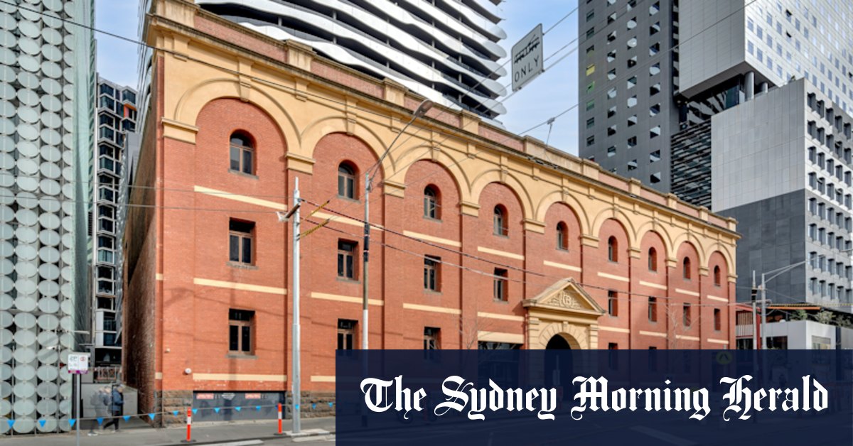 Crocs et Birkenstocks Open Office Buildings à Melbourne