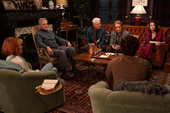 Avec Renée Zellweger (Sporting Red Hair) et Christoph Waltz, deux autres vainqueurs des Oscars se joignent à la distribution. 