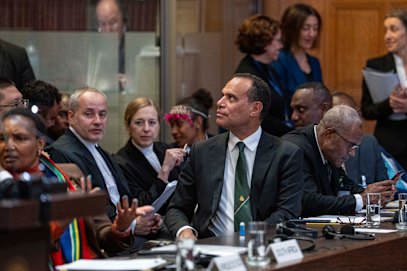 Le ministre du Changement climatique de Vanuatu, Ralph Regenvanu, à la Cour internationale de justice en décembre.