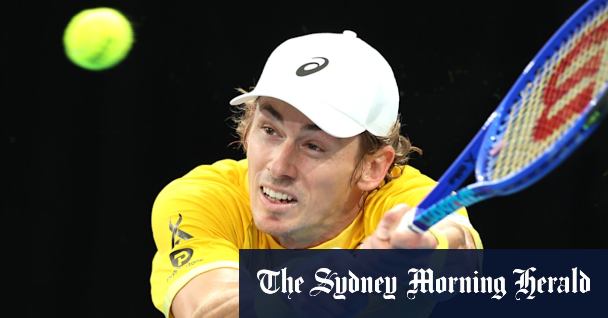 L'Australie stupéfaite par la Belgique alors que De Minaur subit une perte de choc