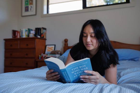 Ashley Chew s'est retrouvée à revenir à la lecture de livres afin qu'elle puisse profiter de tous les aspects du travail. 