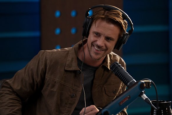 Boyd Holbrook comme Brodie dans Morning Wars.