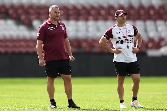 Michael Ennis (à droite) est parti de Manly, malgré son sondage pour succéder à Anthony Seibold.