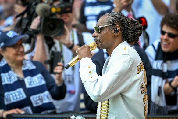Snoop Dogg a apporté de la Californie cool au MCG pour la grande finale de l'AFL,