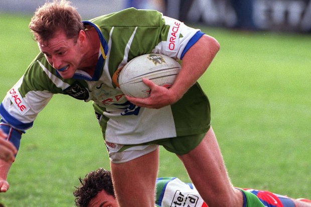 Michael Maguire en action pour les Raiders en 1998.