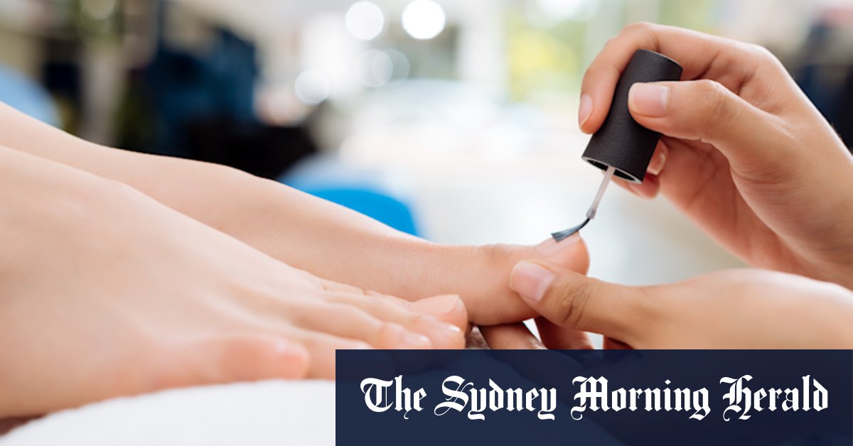 Les couleurs de vernis les plus chaudes et comment les appliquer