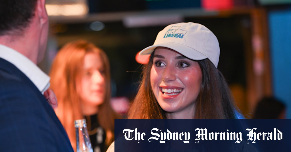 Comment Freya Leach est allée de la plainte de l'examen de l'Université de Sydney à Sky News Controversy