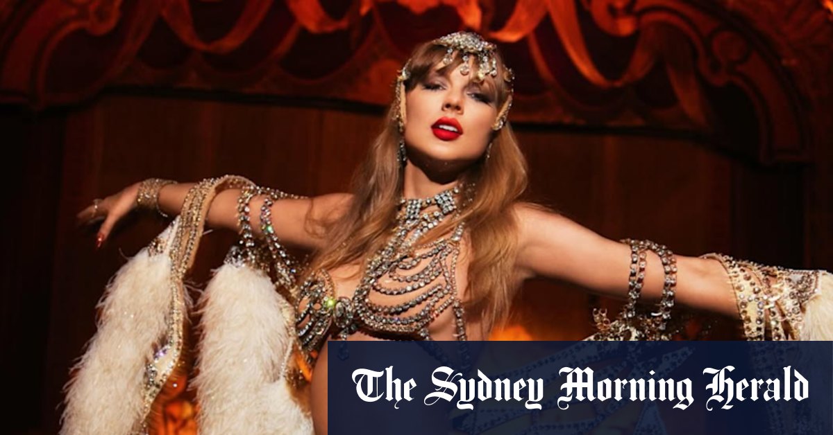 La soirée de sortie officielle d'une showgirl en tête du box-office australien