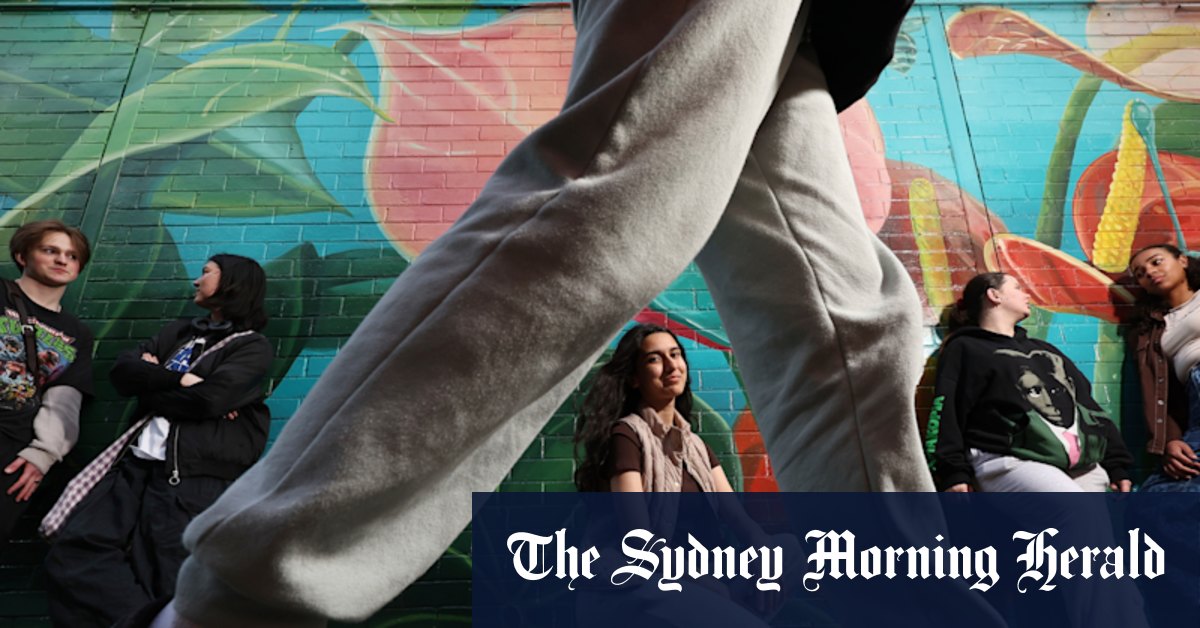 L'événement Melbourne Fringe Festival permet aux adolescents de diriger les adultes