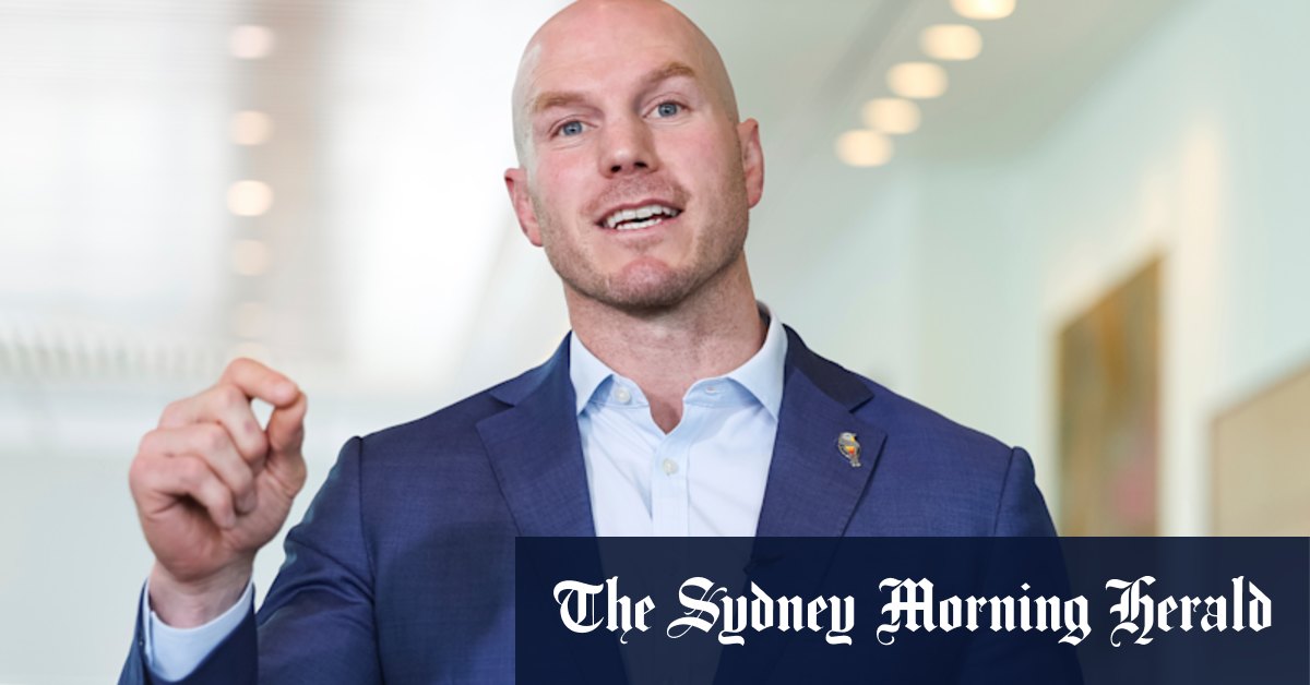 David Pocock expulsé du Club sportif parlementaire après avoir critiqué Anthony Albanese
