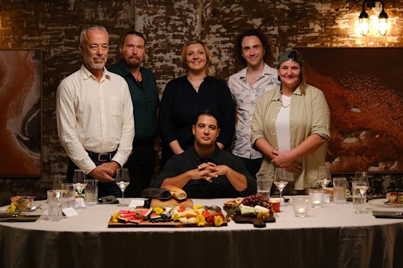 Marc Fennell avec les invités dans l'épisode TDAH de Tell Me What You Really Think. 
