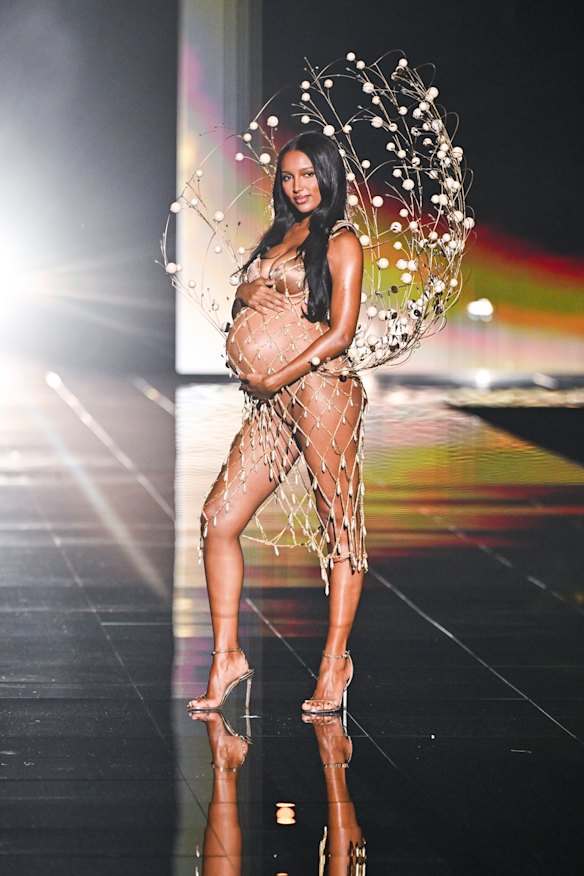 Jasmine Tookes au défilé Victoria's Secret à New York.