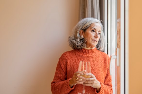 Prendre l’habitude de boire pour soulager le stress du travail et de la famille est risqué.