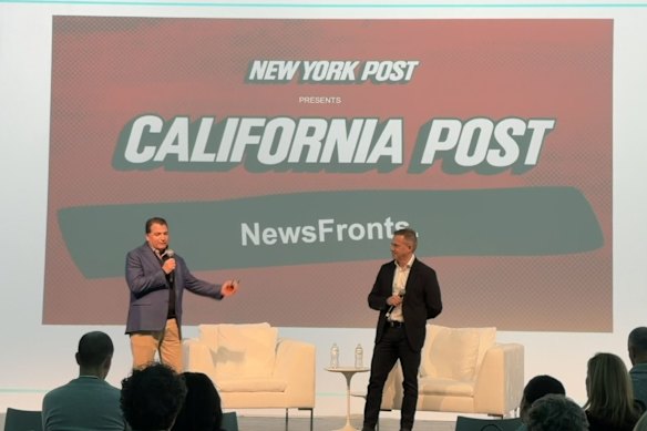 Papps (à droite) rassemble son équipe d'élite pour lancer le California Post. Il est apparu avec le PDG du New York Post, Sean Giancola, lors d'un événement publicitaire le mois dernier.