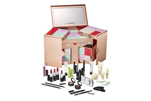 Calendrier de l'Avent des 24 incontournables mystères de Mac, 390 $.