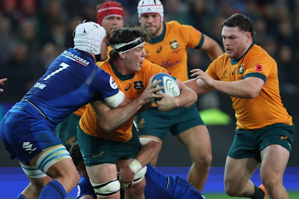L'Australien Tom Hooper cherche le soutien de Matt Faessler.