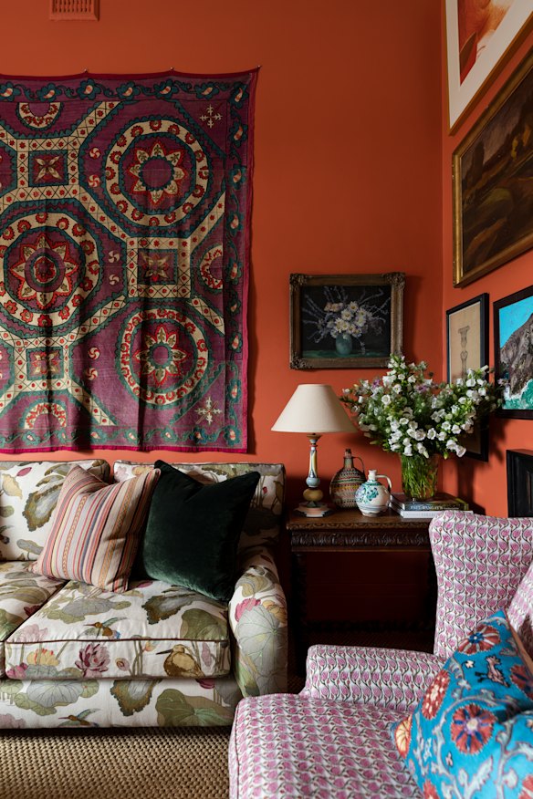Un salon dans la maison d'Anna Spiro à Melbourne.