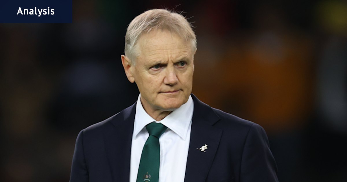 La défaite en Italie met encore plus de pression sur l'entraîneur Joe Schmidt. Mais il en prend un pour l'équipe