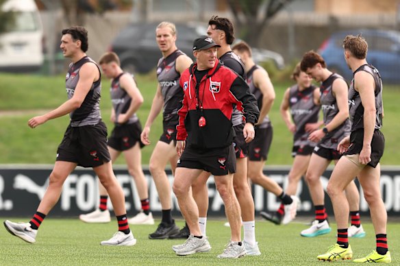 L'ancien joueur de cricket victorien a rejoint Essendon en tant que chef de haute performance après des passages aux Western Bulldogs et sur la côte ouest.