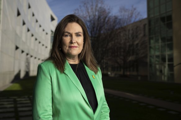 La sénatrice travailliste Deborah O'Neill estime que l'Australie doit faire davantage pour aider l'Ukraine.