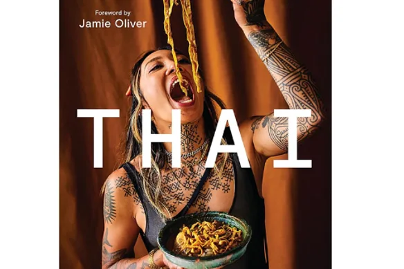 THAI : N'importe où et n'importe où par Nat Thaipun