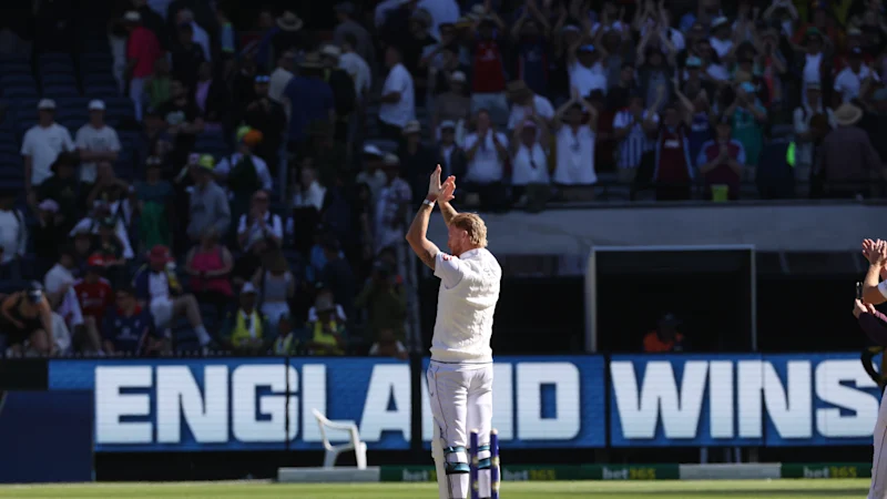 L'Angleterre célèbre sa première victoire au Test sur le sol australien en 15 ans, le bâton des hôtes exposé
