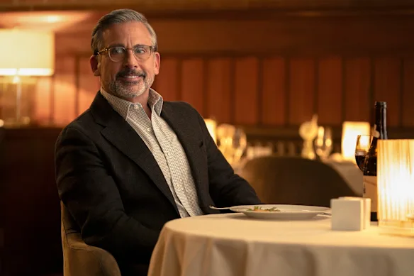 Steve Carell incarne un auteur et professeur à succès dans cette nouvelle comédie.