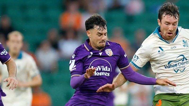 Pas d'entraîneur, pas de soucis alors que Roar bat Glory à Perth