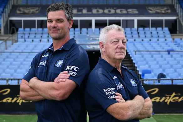 L'entraîneur des Bulldogs Cameron Ciraldo et le directeur général Phil Gould ont été signés jusqu'en 2031.