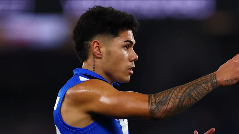 Paul Curtis, joueur des North Melbourne Kangaroos, se remet d'une opération chirurgicale qui lui a sauvé la vie après une course d'urgence depuis Bali