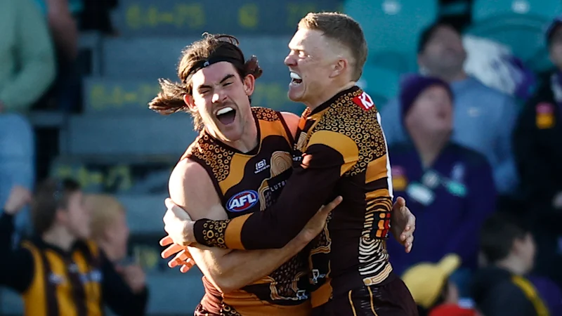Les Hawthorn Hawks nomment pour la première fois des co-capitaines, Jai Newcombe et James Sicily ; Dion Prestia et Steven May demandent le retrait des accusations d'agression suite au combat à Sorrente