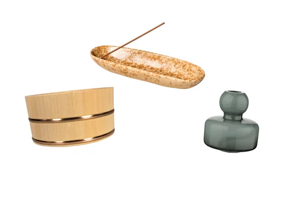 Seau de bain ; Porte-encens « Le Collectionneur » ; 
