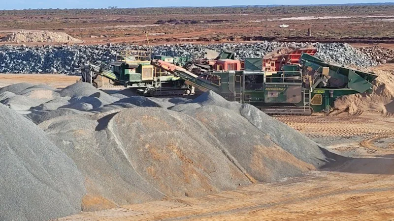 Auric Times WA Munda Gold Run avec un marché des lingots brûlant