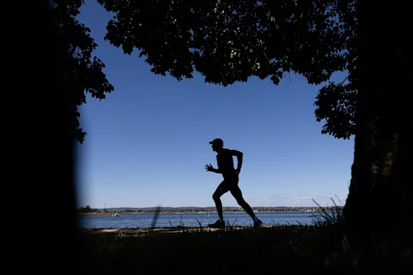 Tenir la distance : Le coureur de Ballarat, David Fraser, estime que la cohérence permet à son corps de s'adapter à différentes conditions, y compris des températures plus élevées.