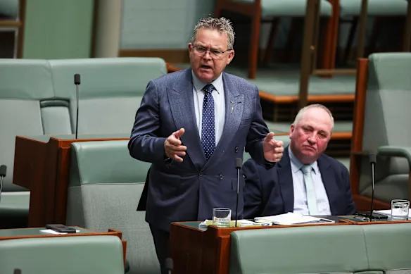Le député de Flynn Colin Boyce présentera une motion de déversement au Parlement pour la direction du Parti national.