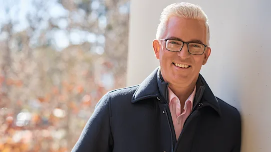 Le journaliste David Speers affirme que sa mère l’a influencé professionnellement : « Elle m’a inculqué l’importance du travail acharné. »