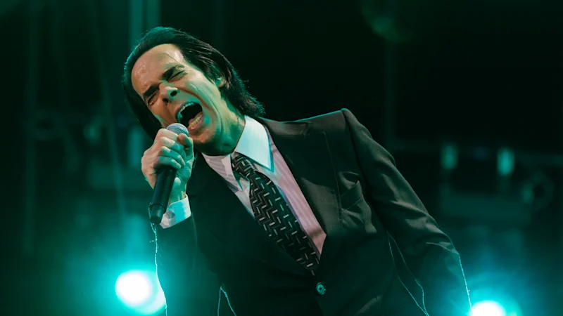 Nick Cave et les Bad Seeds à Alexandra Gardens ; L'espace réservé à quarante-cinq en bas ;
