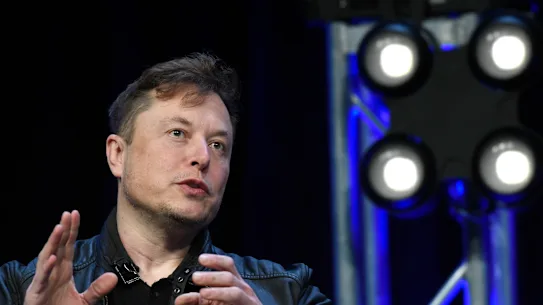 Elon Musk a déclaré que Grok Imagine et son mode épicé s'amélioreraient de jour en jour.