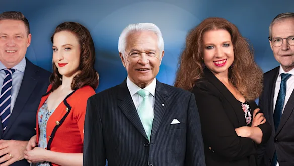 Anciens présentateurs d'ADH TV (de gauche à droite) : Lyle Shelton, Daisy Cousens, David Flint, Alexandra Marshall, Nick Cater.