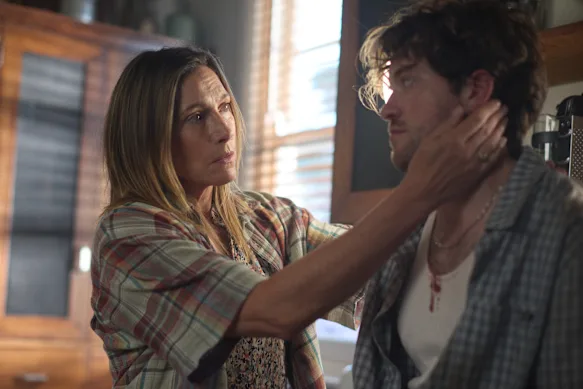 Claudia Karvan et Luke Wiltshire dans Homebodies. 