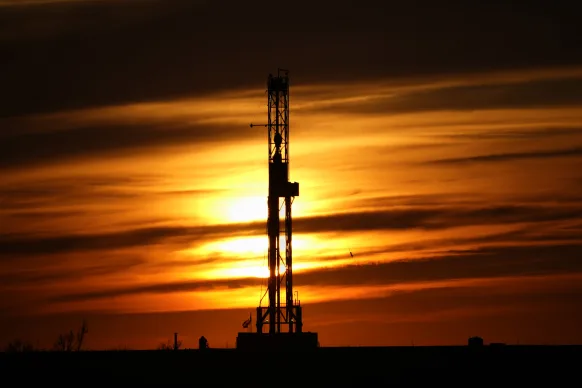 Les prix du pétrole se dirigent vers la barre des 100 dollars américains. 