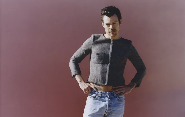 Embrasser tout le temps. Disco, parfois c'est bizarre et courageux
