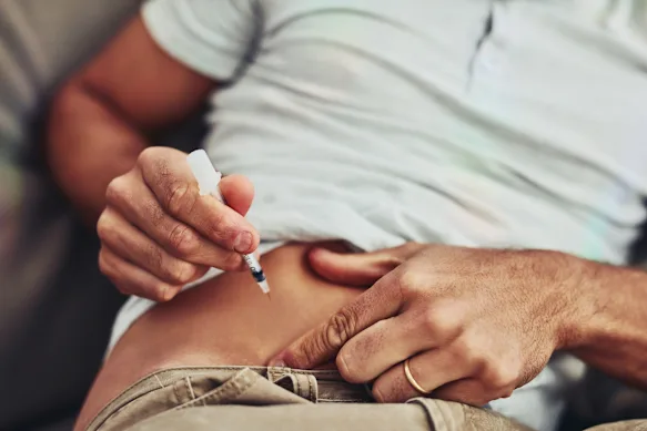 Si vous êtes curieux de connaître les peptides, les experts vous encouragent à demander conseil à votre médecin généraliste.