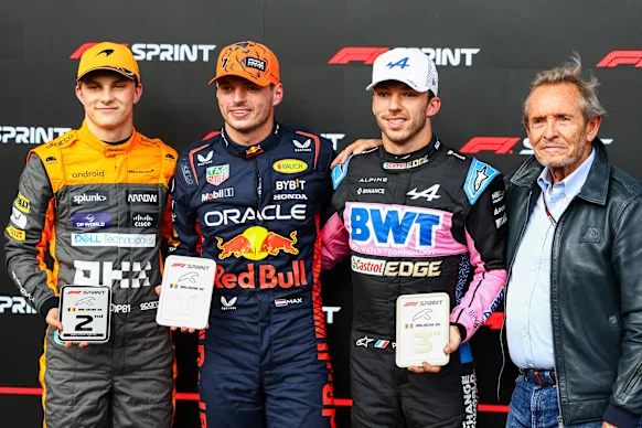 Oscar Piastri avec Max Verstappen et Pierre Gasly.