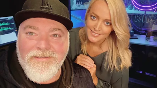 Dans des temps plus heureux (seulement en novembre dernier) : Kyle Sandilands et Jackie O Henderson.