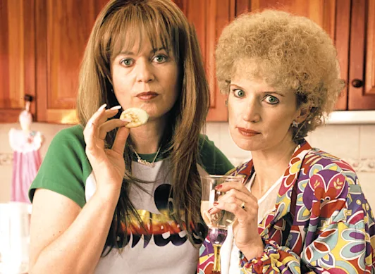 Gina Riley (à gauche) et Jane Turner dans Kath & Kim.