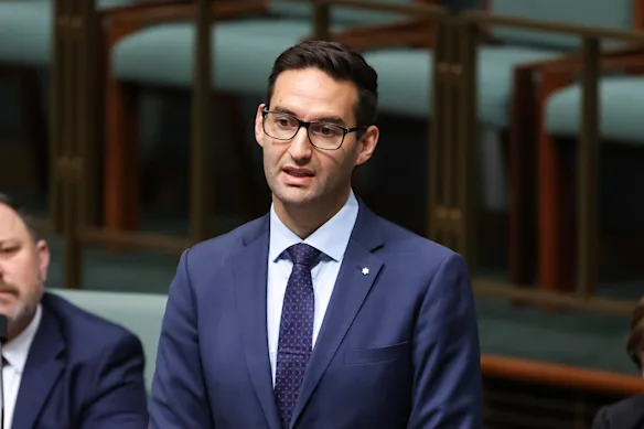Le député travailliste Josh Burns est apparu sur le forum national ABC.