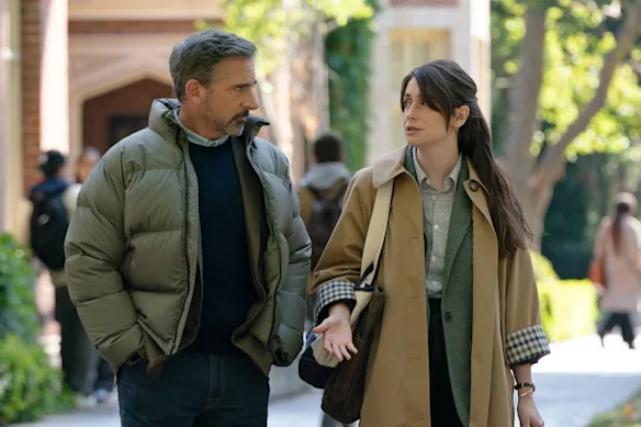 Steve Carell et Charly Clive ont une excellente alchimie en tant que père et fille dans Rooster.