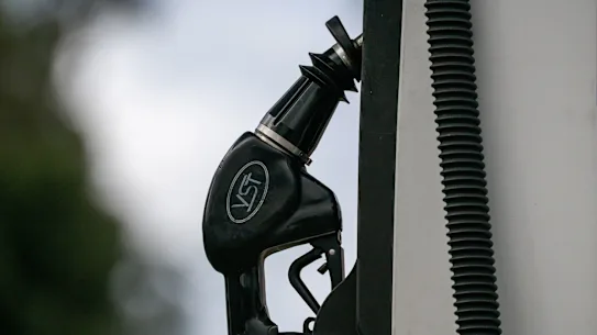 Les contrats à terme sur le pétrole ont fortement chuté à New York dans l'espoir que la guerre américano-israélienne contre l'Iran soit sur le point de se terminer.