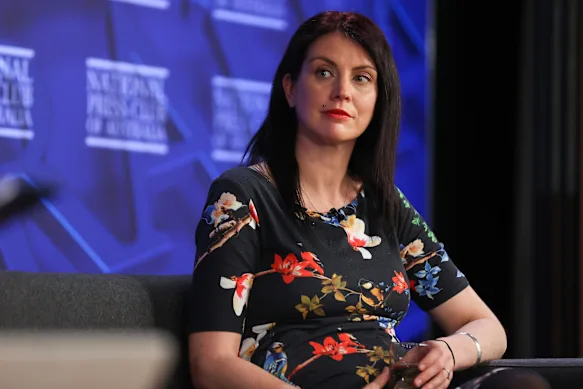 Le professeur Sarah Perkins-Kirkpatrick photographié lors d'un discours au National Press Club en 2021.